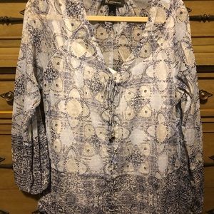 White and blue blouse with silver accent